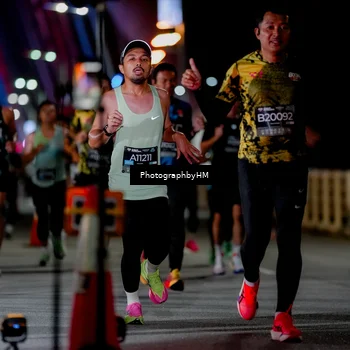Runner Photo 6201101