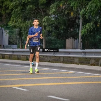 Runner Photo 6201109