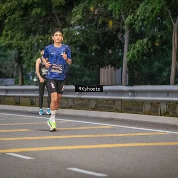 Runner Photo 6201114