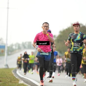 Runner Photo 6201121