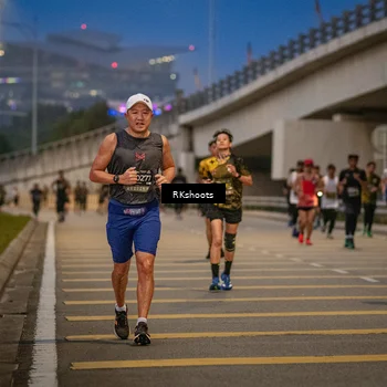 Runner Photo 6201136