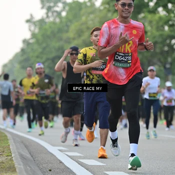 Runner Photo 6201140