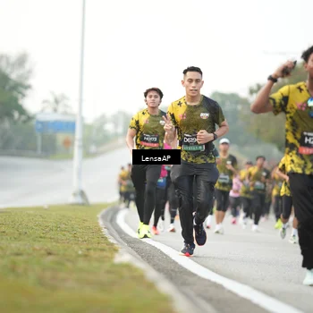Runner Photo 6201154