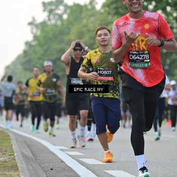 Runner Photo 6201156