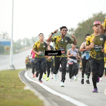 Runner Photo 6201172