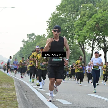 Runner Photo 6201192
