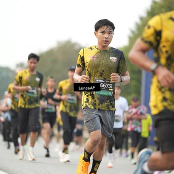 Runner Photo 6201204