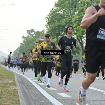 Runner Photo 6201213