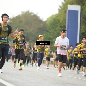 Runner Photo 6201218