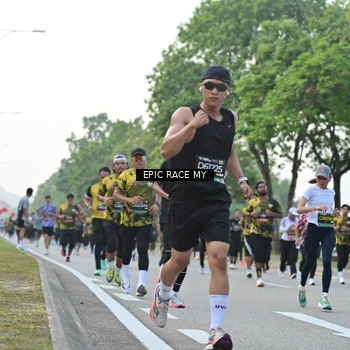 Runner Photo 6201247