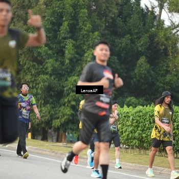 Runner Photo 6201250