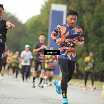 Runner Photo 6201291