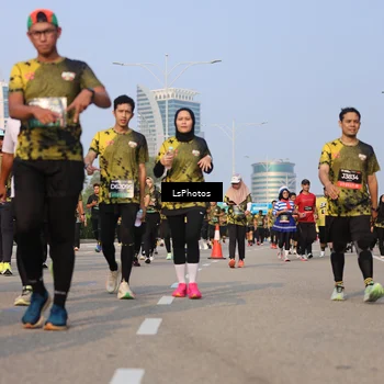 Runner Photo 6201306
