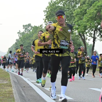 Runner Photo 6201311