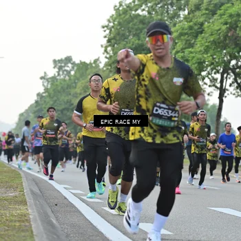 Runner Photo 6201312