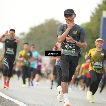 Runner Photo 6201320