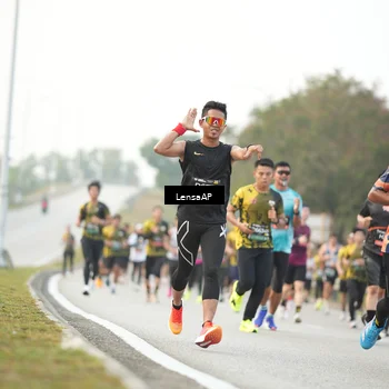 Runner Photo 6201331