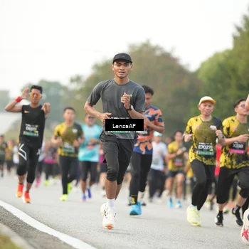 Runner Photo 6201348