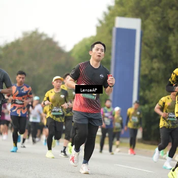 Runner Photo 6201376