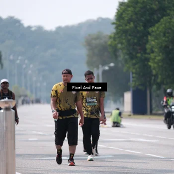 Runner Photo 6201378