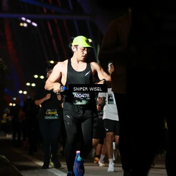 Runner Photo 6201389