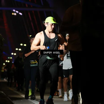 Runner Photo 6201390