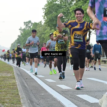 Runner Photo 6201415