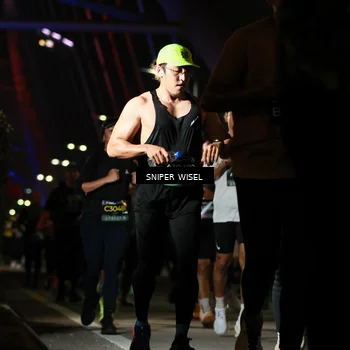 Runner Photo 6201425