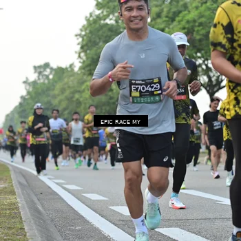 Runner Photo 6201447
