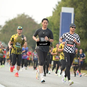 Runner Photo 6201452