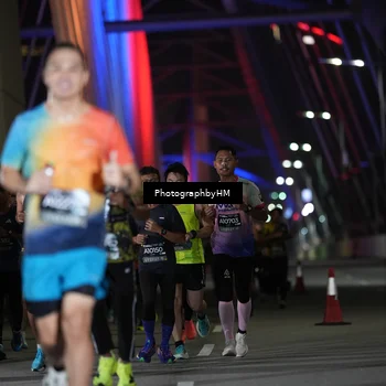 Runner Photo 6201477