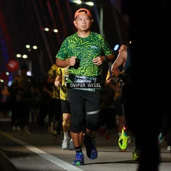 Runner Photo 6201508