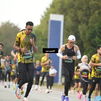 Runner Photo 6201565