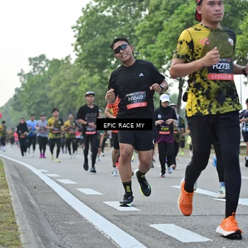 Runner Photo 6201574