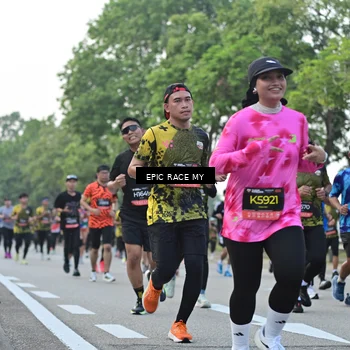 Runner Photo 6201575
