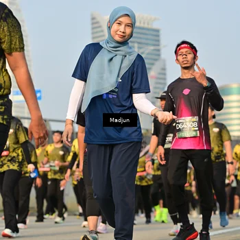 Runner Photo 6201605