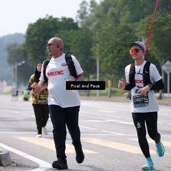 Runner Photo 6201614
