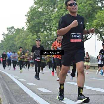 Runner Photo 6201617