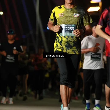 Runner Photo 6201632