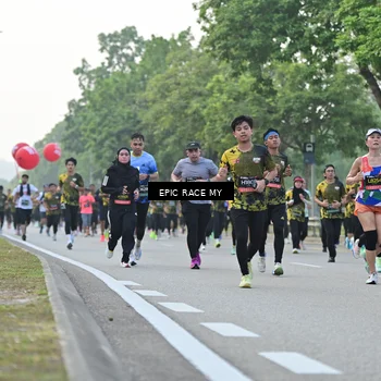 Runner Photo 6201640