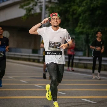 Runner Photo 6201644