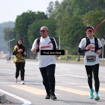 Runner Photo 6201646