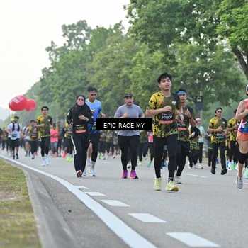 Runner Photo 6201669