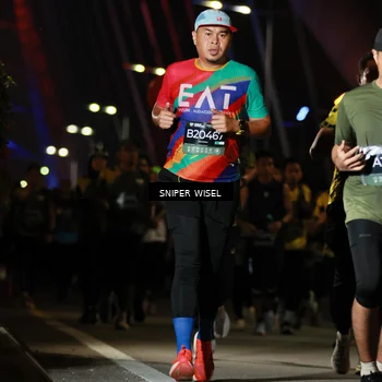 Runner Photo 6201750