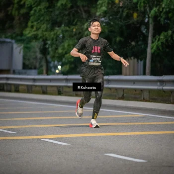 Runner Photo 6201774