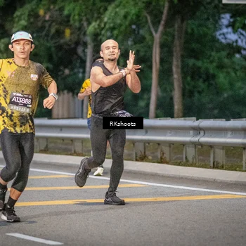 Runner Photo 6201799
