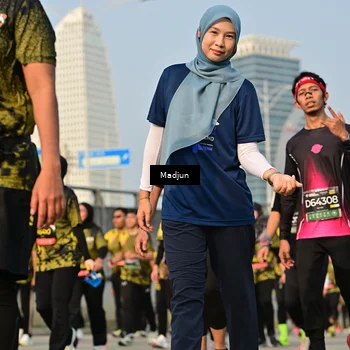 Runner Photo 6201800