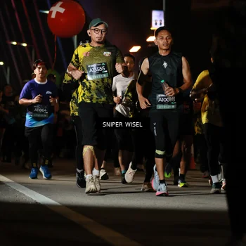 Runner Photo 6201801