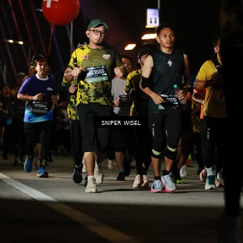 Runner Photo 6201818