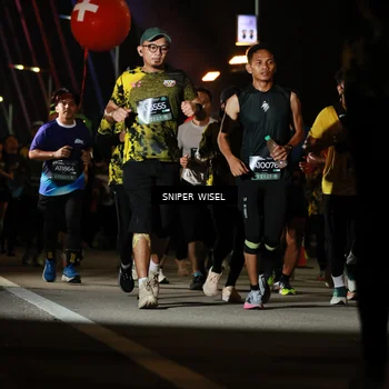 Runner Photo 6201825